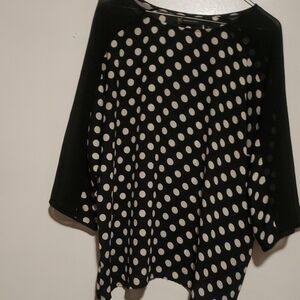 INT  International Conceps Polka Dot Black and White